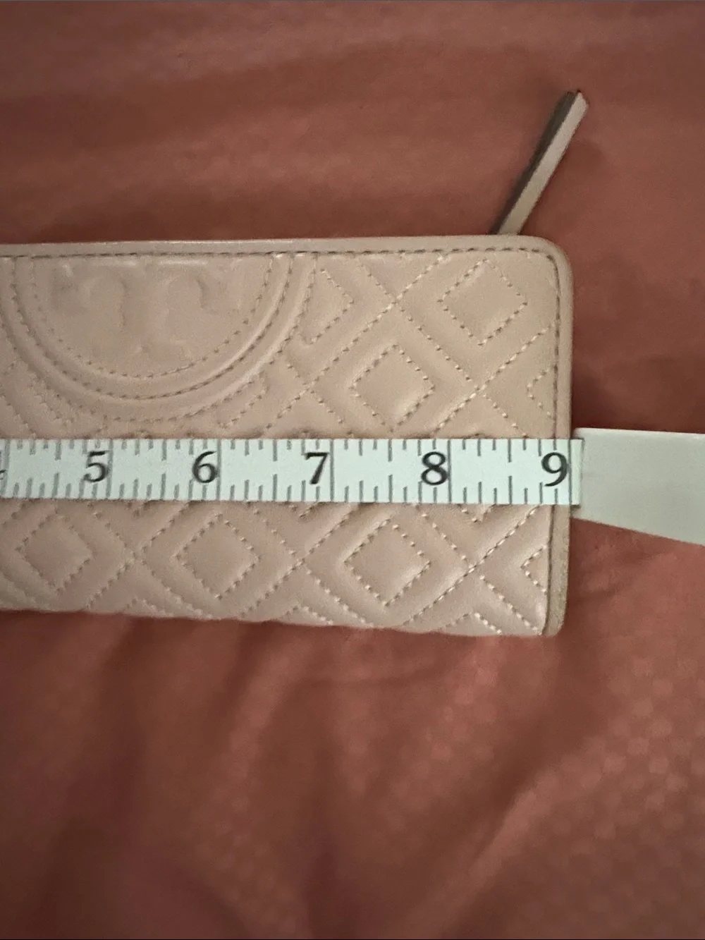 Tory Burch Quilted Zip-Around Wallet in Off-White